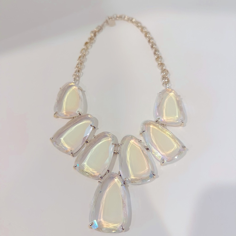 Kendra Scott Harlow Necklace iridescent clear